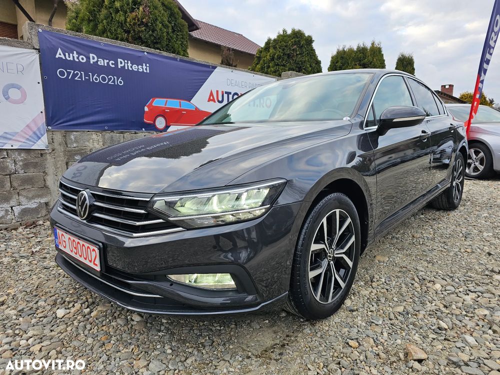 Volkswagen Passat - 13