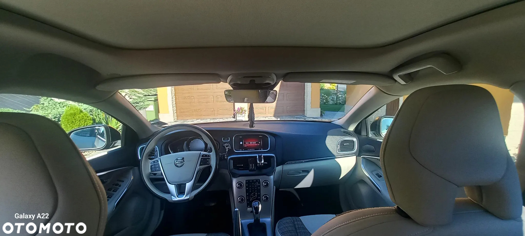 Volvo V40 D3 Drive-E Momentum - 19