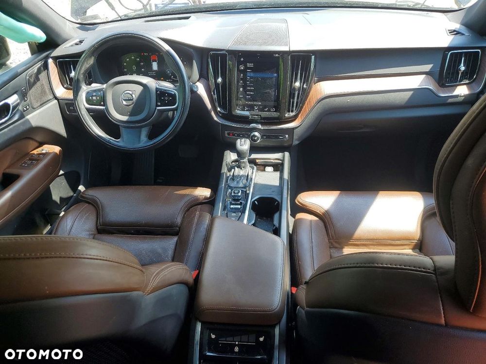Volvo XC 60 T5 AWD Inscription - 10