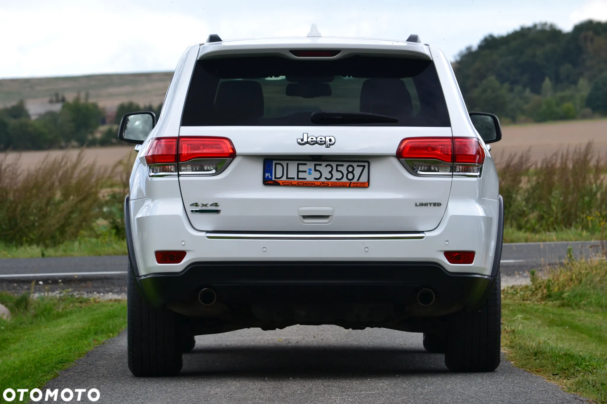 Jeep Grand Cherokee - 13