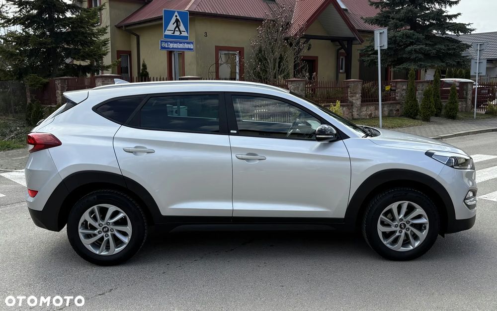 Hyundai Tucson blue 1.6 GDi 2WD Passion - 12