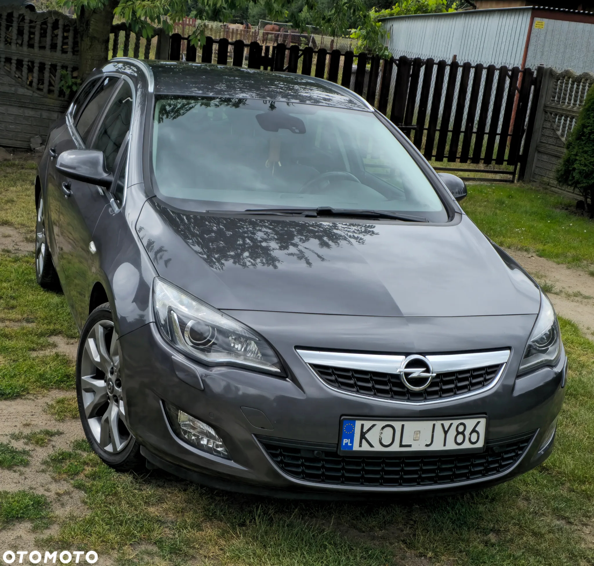 Opel Astra IV 2.0 CDTI Cosmo - 3