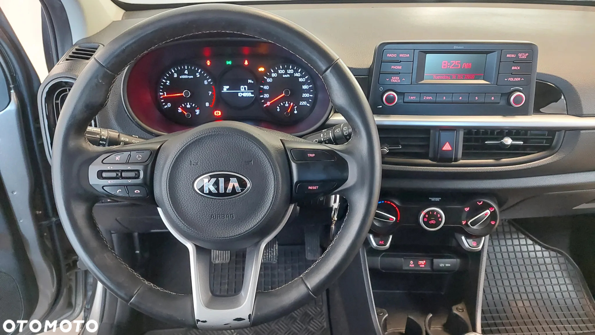 Kia Picanto 1.0 M - 11
