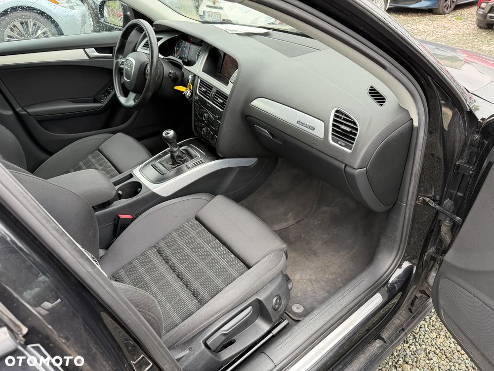 Audi A4 Limousine 2.0 TDI DPF quattro Attraction - 24
