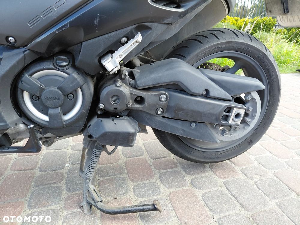 Yamaha Tmax - 23