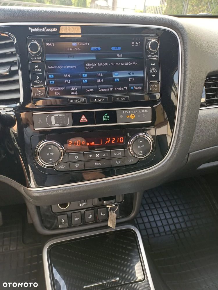 Mitsubishi Outlander 2.4 4WD Diamant+ - 13
