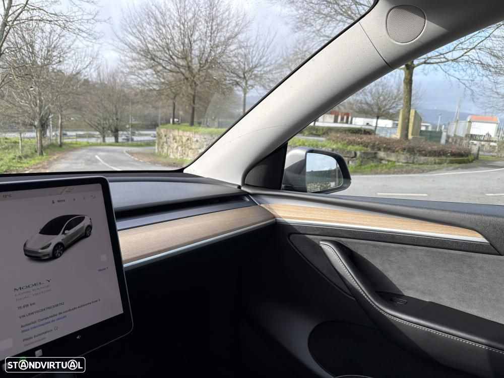 Tesla Model Y Long Range Dual Motor AWD - 20