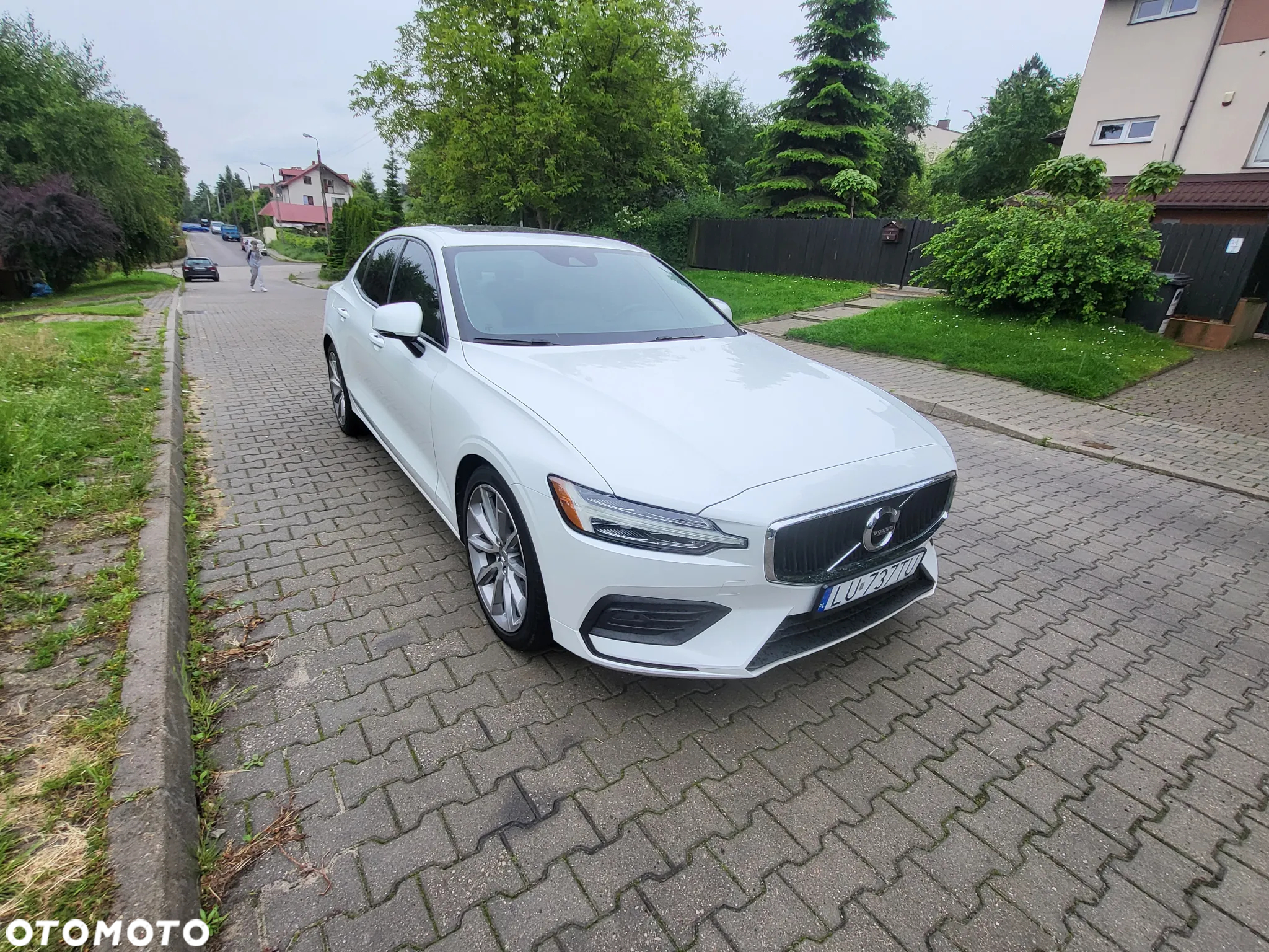 Volvo S60 T6 AWD Momentum Pro - 4