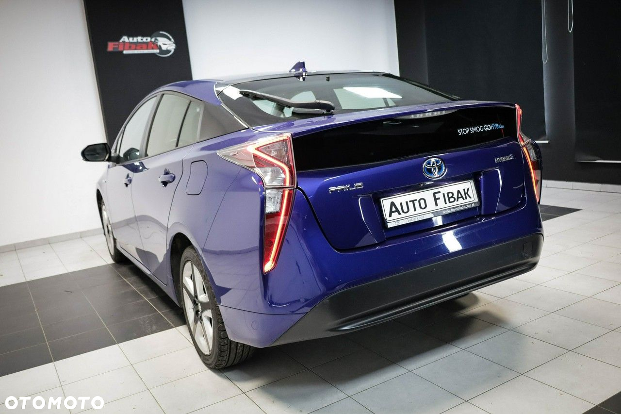 Toyota Prius - 10