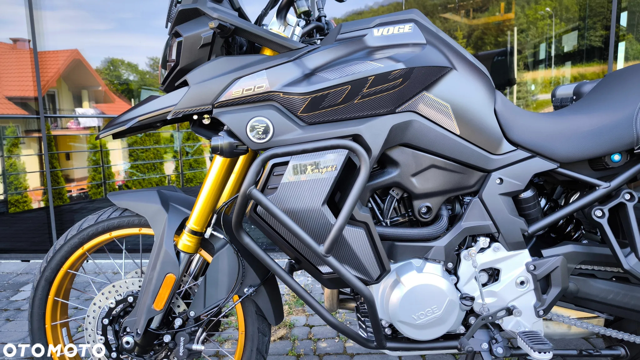 VOGE 900DSX - 13