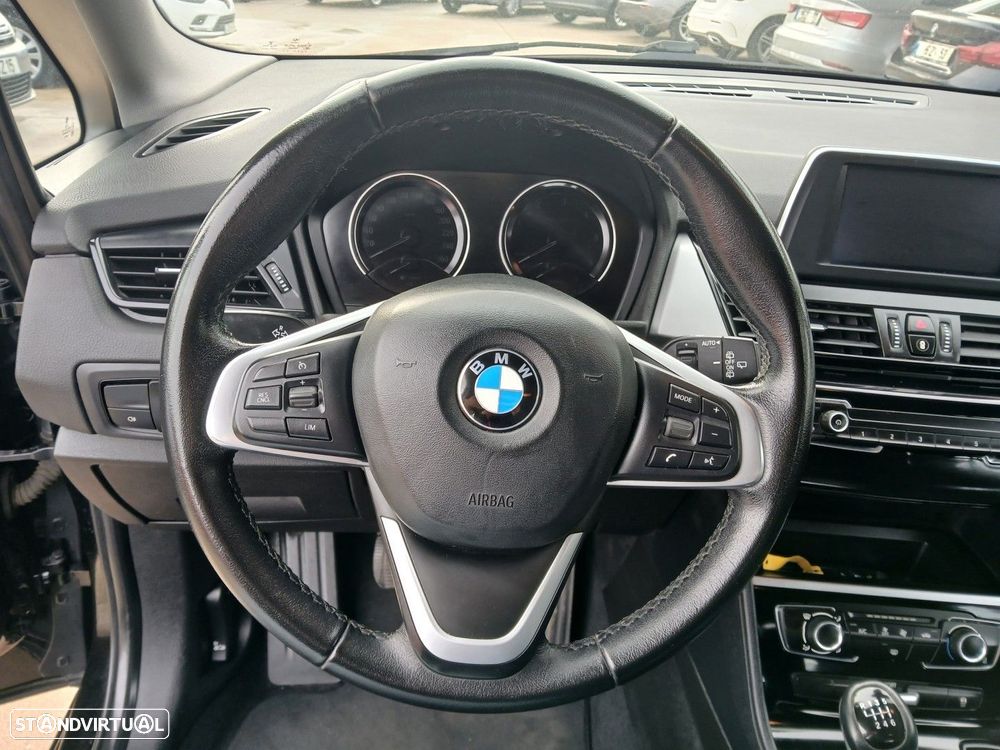 BMW 216 Active Tourer d - 19