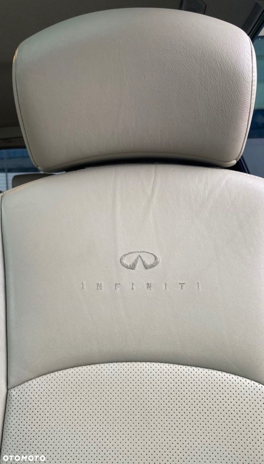 Infiniti FX FX35 - 22