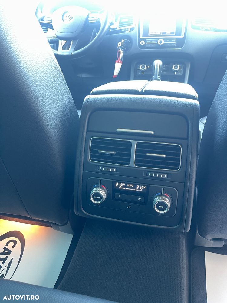 Volkswagen Touareg 3.0 V6 TDI SCR Blue Motion DPF Automatik - 23