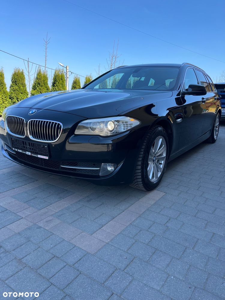 BMW Seria 5 525d xDrive Sport-Aut Modern Line - 26