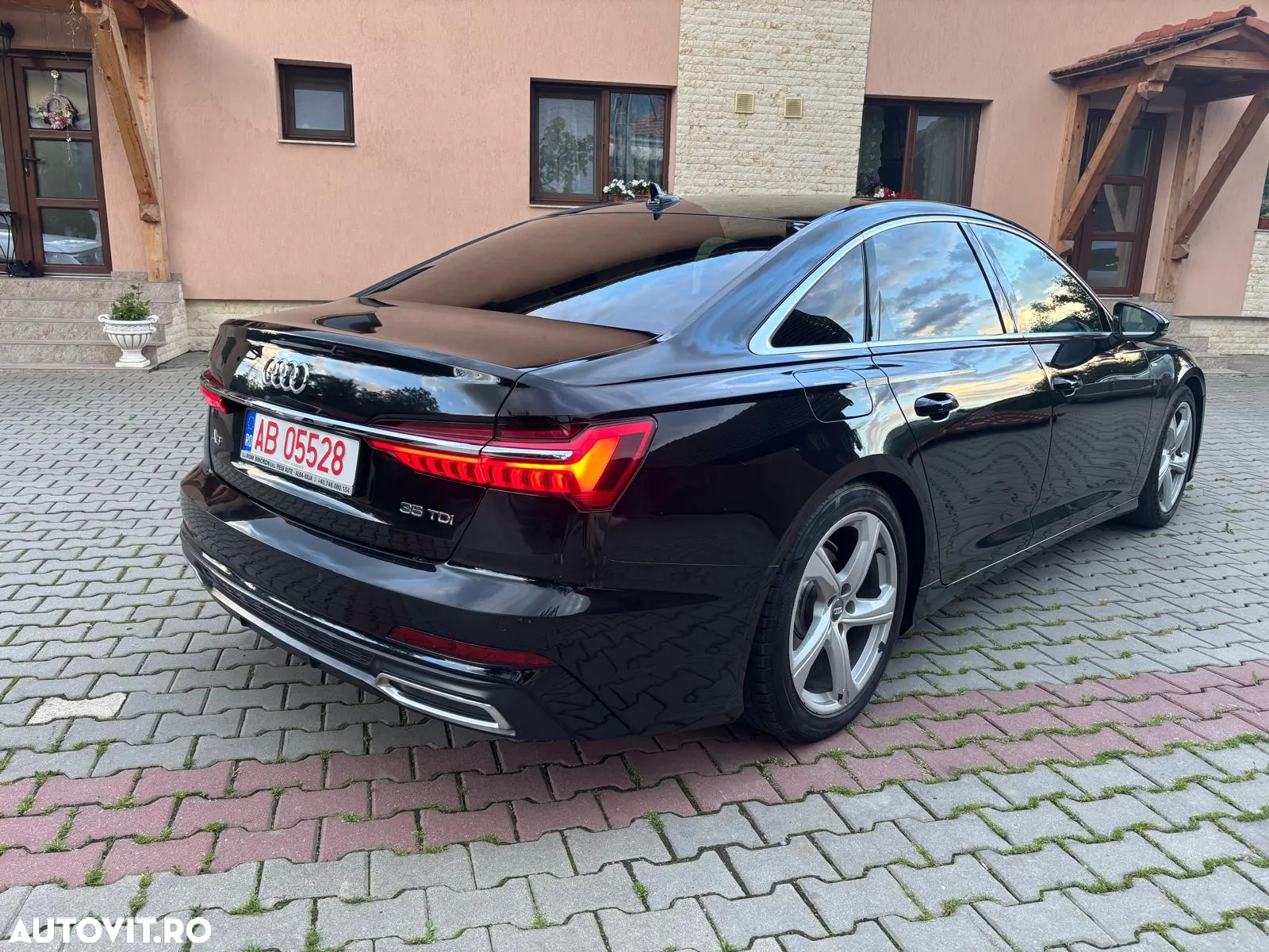 Audi A6 Avant 35 TDI S tronic S line - 3