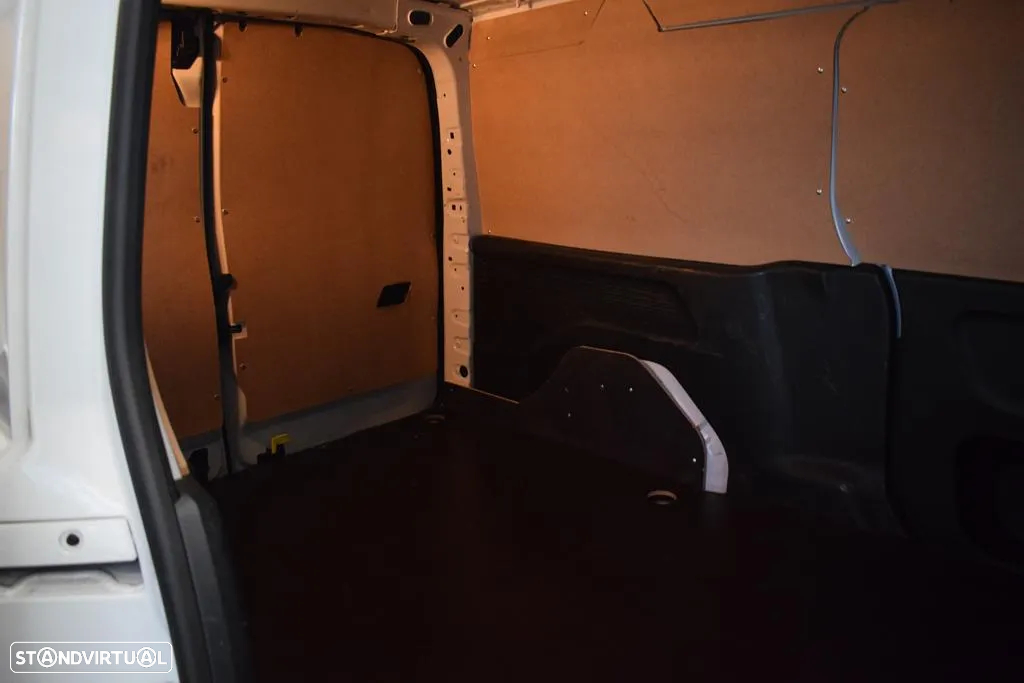 Citroën BERLINGO VAN 1.5 BLUEHDI XL FEEL 102 CV c/ IVA DEDUTIVEL - 22