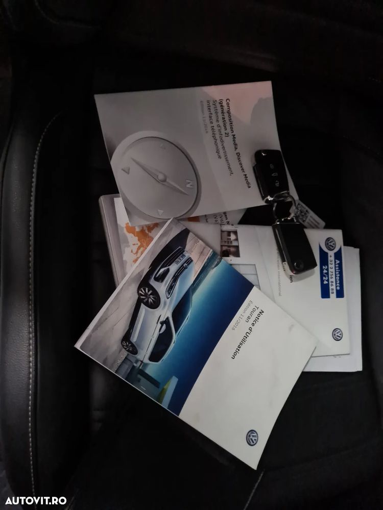 Volkswagen Touran - 34