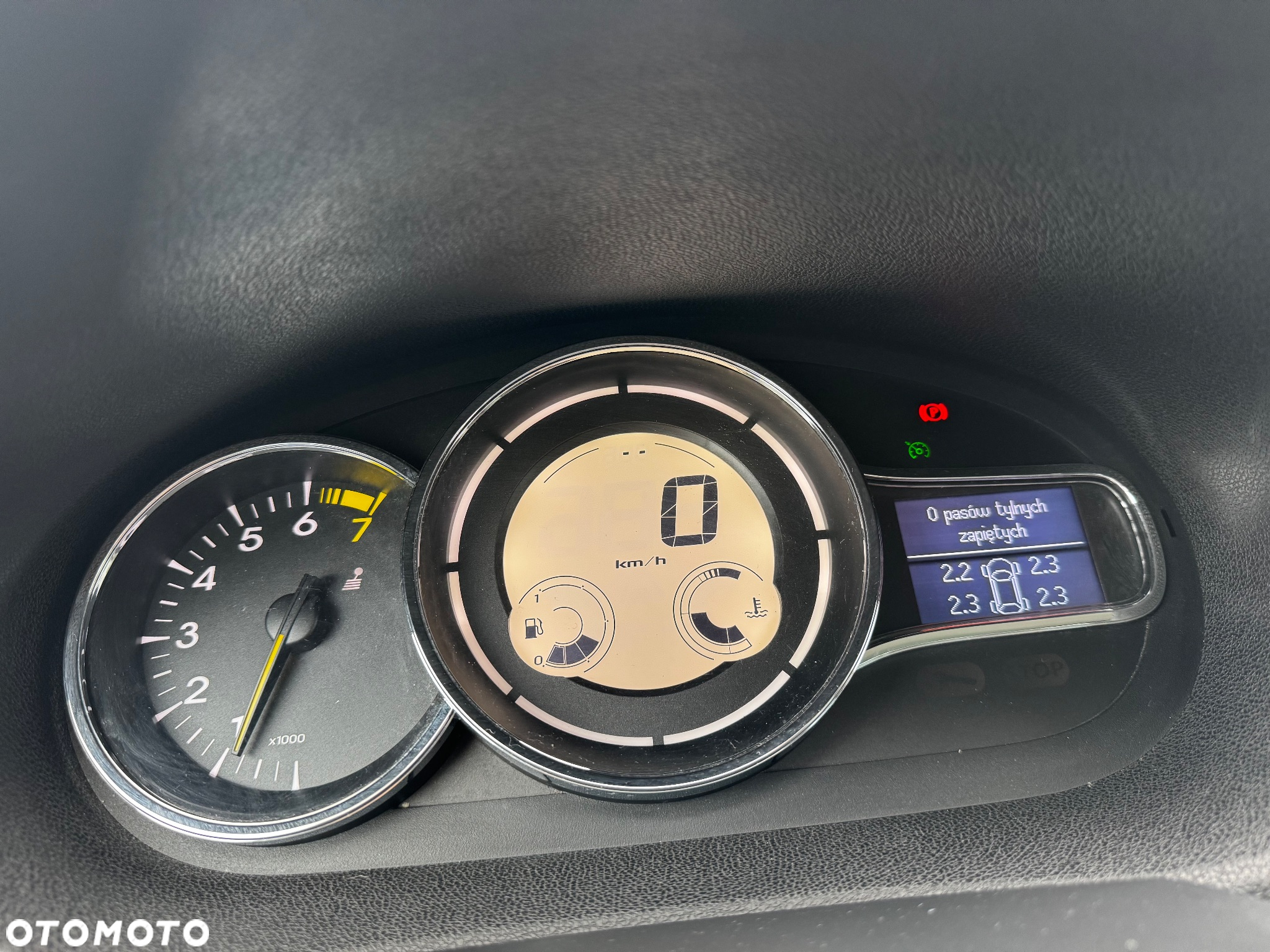 Renault Megane 1.6 16V Limited - 19
