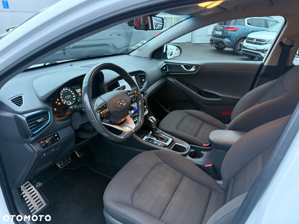 Hyundai IONIQ Hybrid Premium - 14