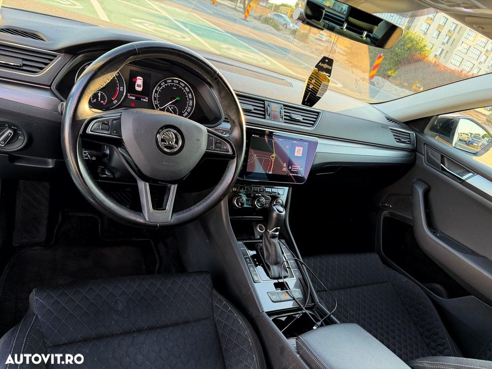 Skoda Superb 2.0 TDI DSG Ambition - 5