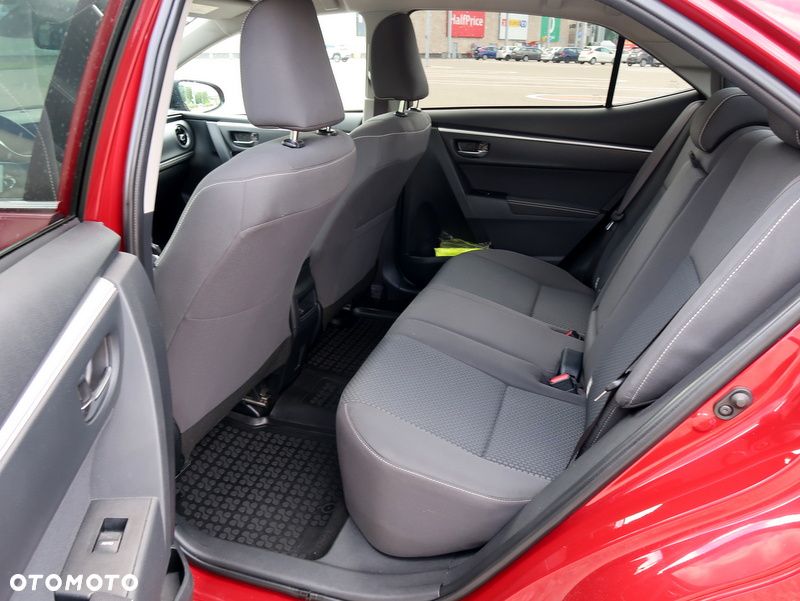 Toyota Corolla 1.6 Premium - 16