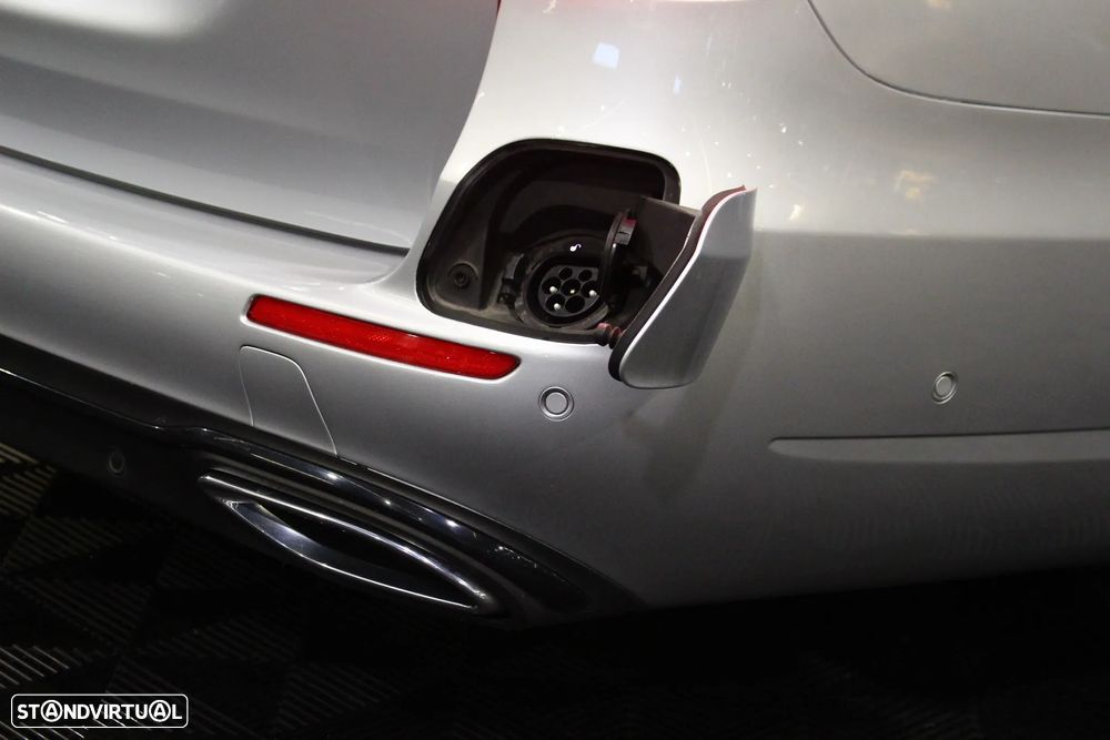 Mercedes-Benz E 300 de Exclusive Line - 12