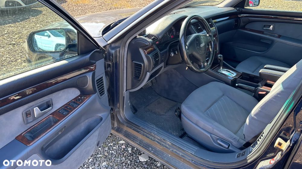 Audi A8 2.8 Tiptronic - 5