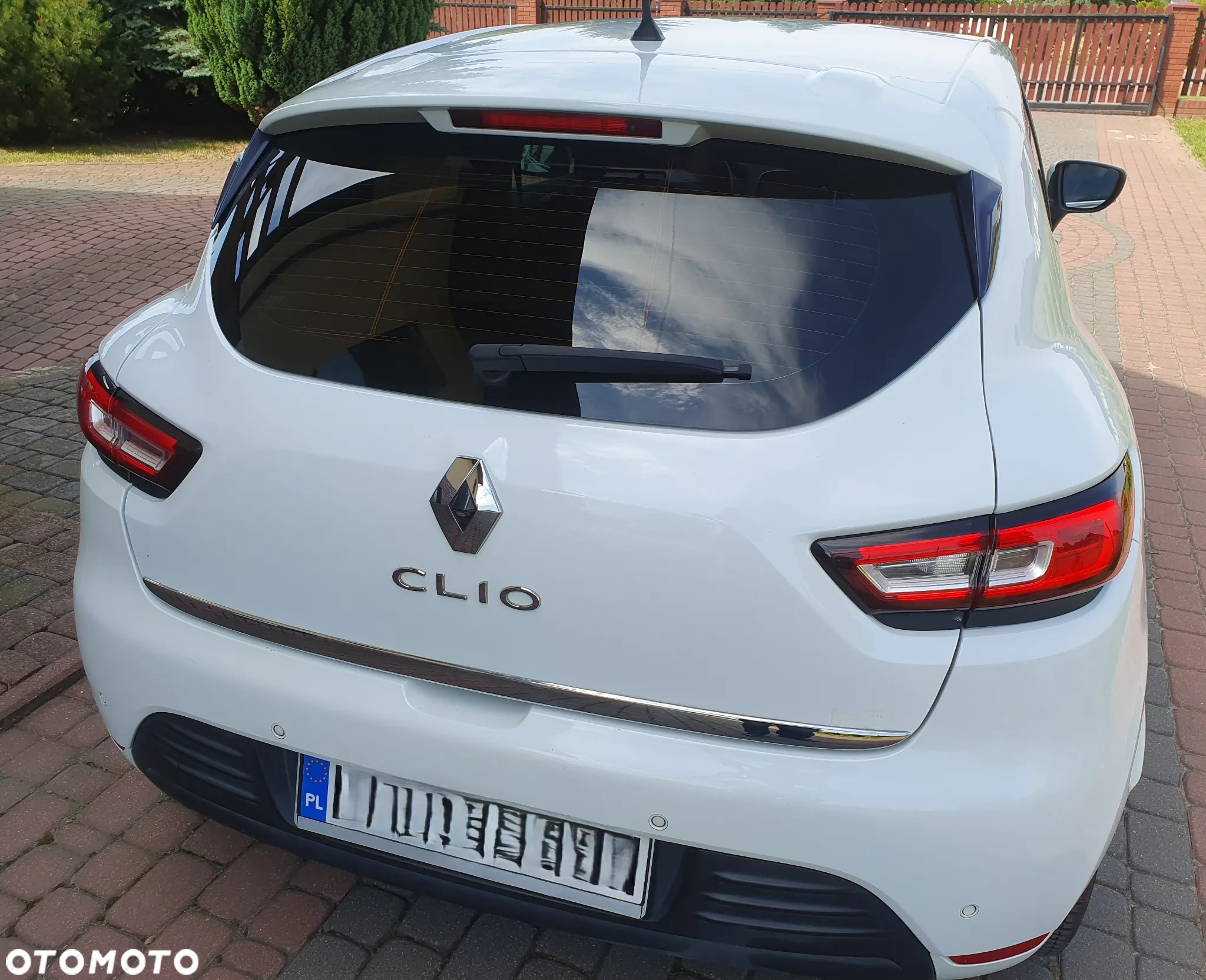 Renault Clio 0.9 TCe Life - 12
