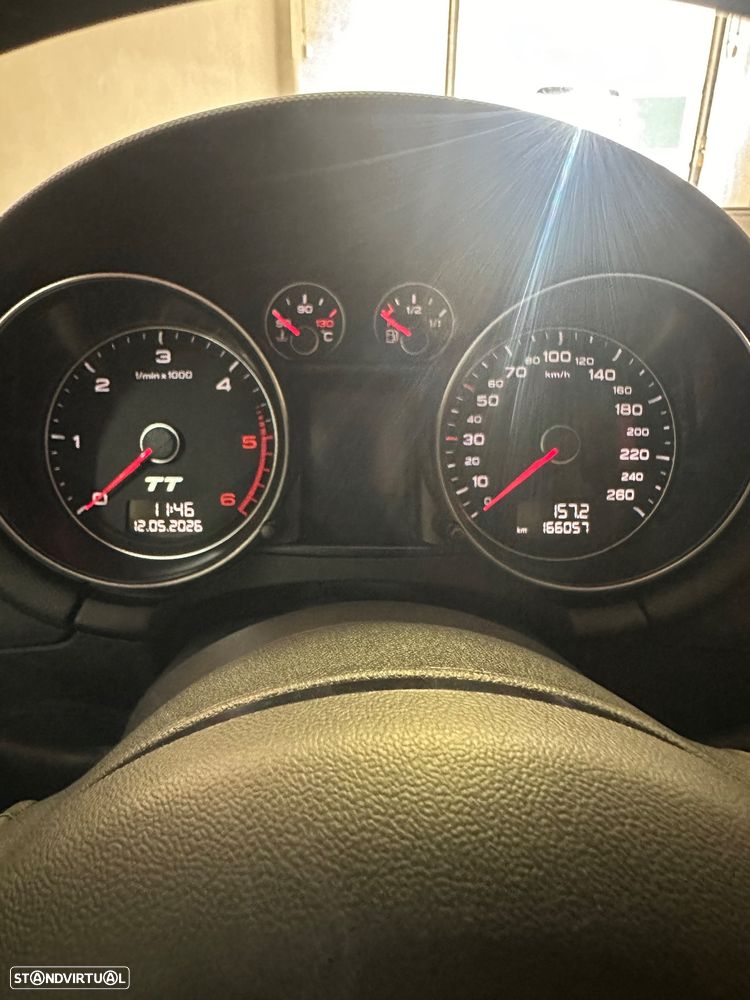 Audi TT Coupé 2.0 TDI quattro - 14