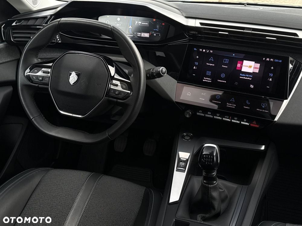Peugeot 308 1.2 PureTech Allure S&S - 17