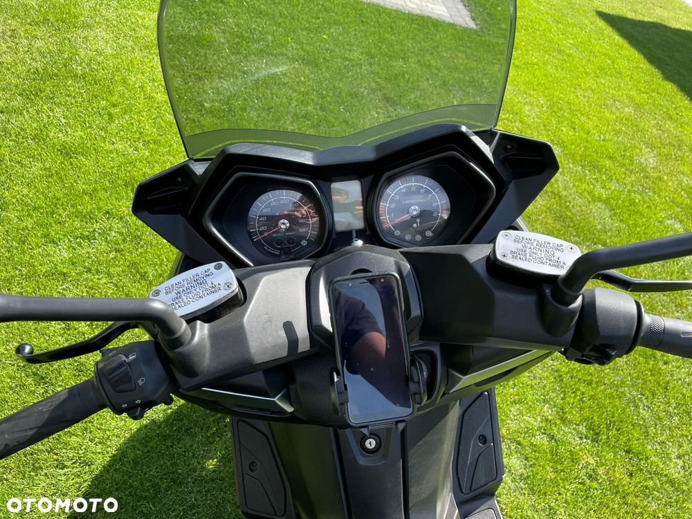 Yamaha X-max - 7