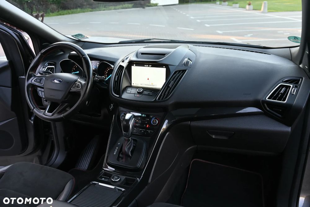Ford Kuga 1.5 EcoBoost 4x4 ST-Line - 33