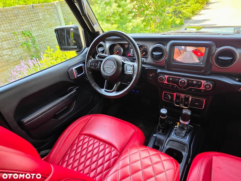 Jeep Wrangler - 10