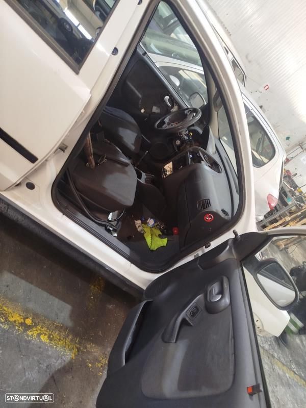 Para Peças Opel Corsa C (X01) - 4