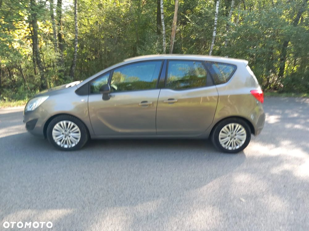 Opel Meriva - 4