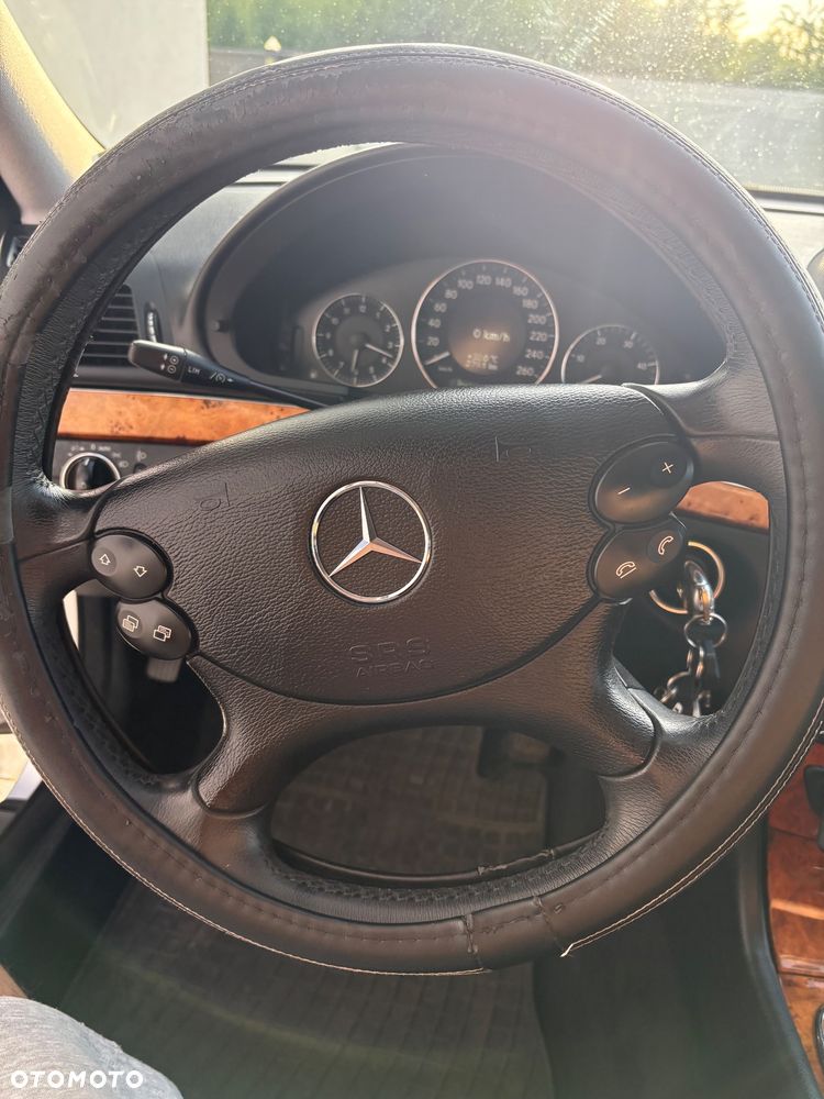 Mercedes-Benz Klasa E 320 CDI Classic - 15