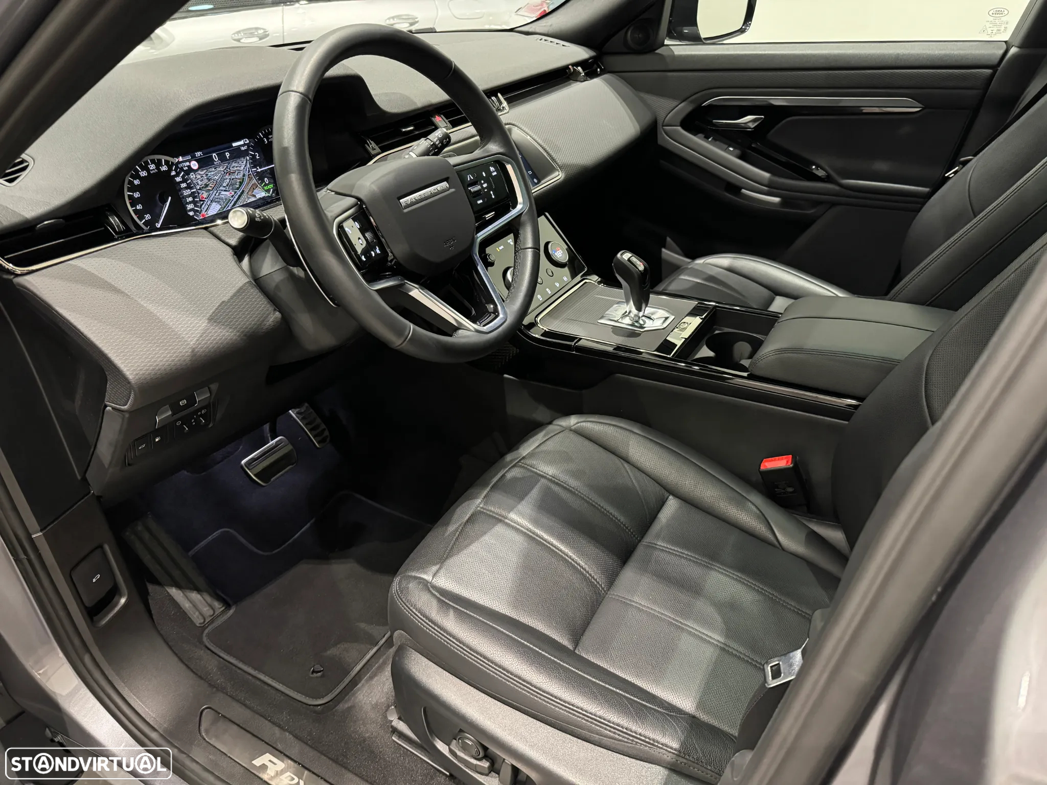 Land Rover Range Rover Evoque 1.5 P300e AWD R-Dynamic S Auto - 13