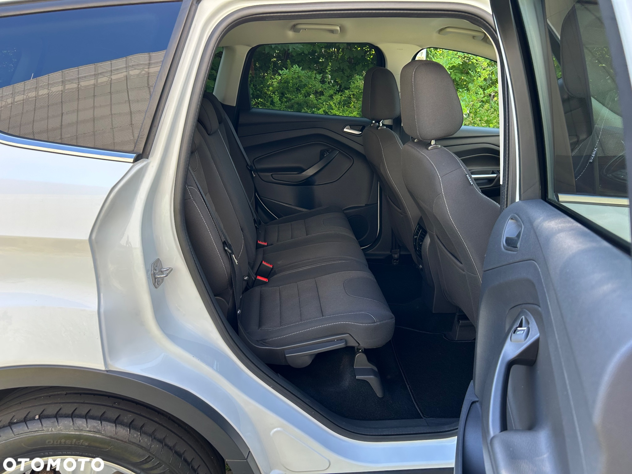 Ford Kuga 1.5 EcoBoost 2x4 Titanium - 20