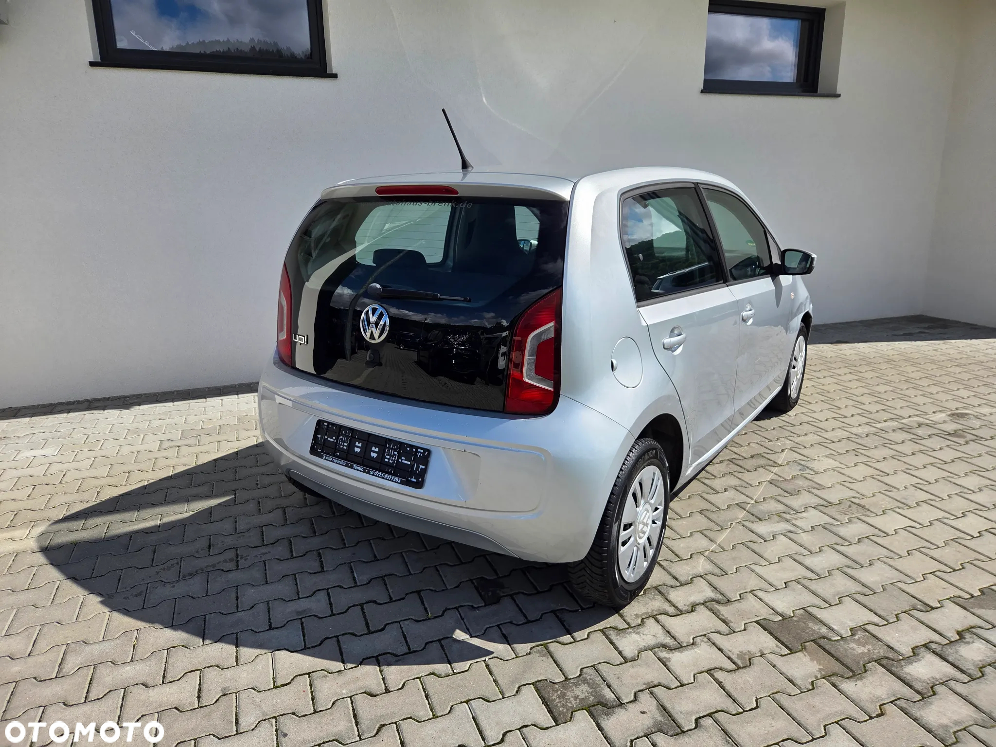 Volkswagen up! - 4