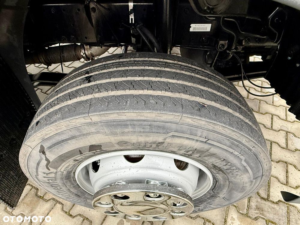 MAN TGM 15.290 / IZOTERMA / WINDA / 18 PALET / AUTOMAT / SYPIALKA / NISKI PRZEBIEG / 2017 ROK / KONTENER - 19