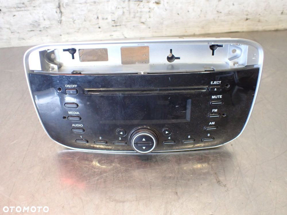 RADIO FIAT PUNTO 2012 1.3 M-JET - 7