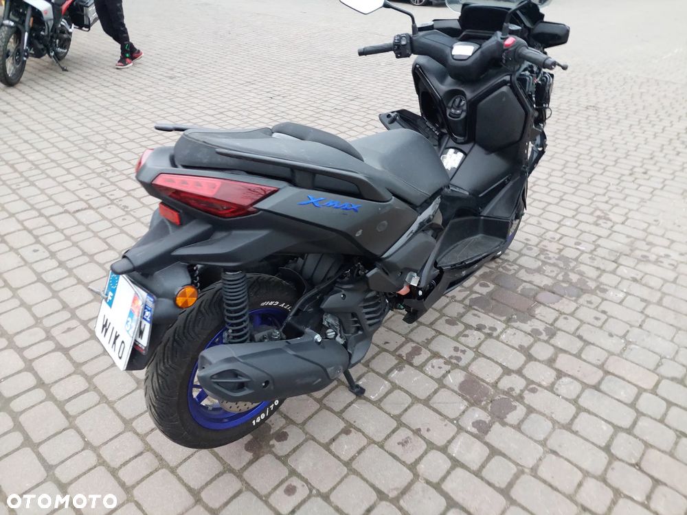 Yamaha X-max - 5