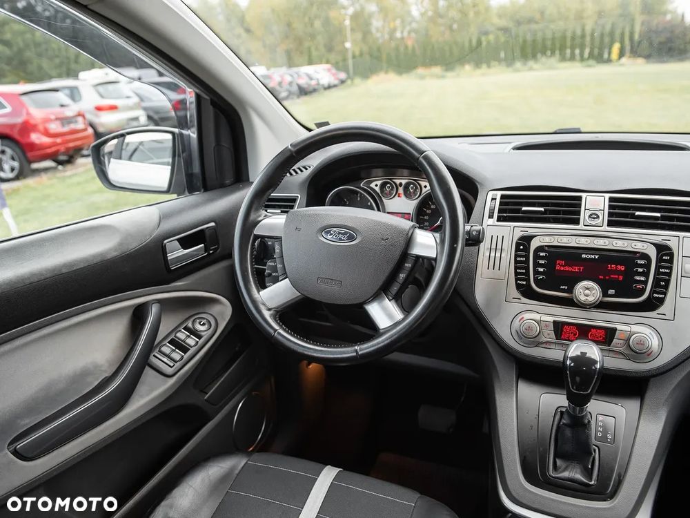 Ford Kuga - 16