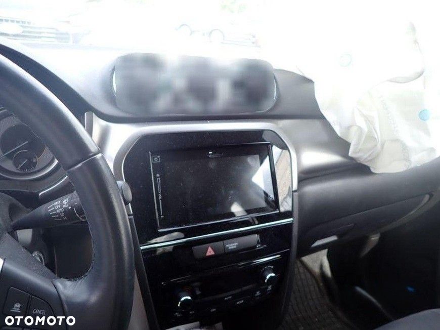 Suzuki Vitara 1.4 Boosterjet SHVS Premium 2WD - 7