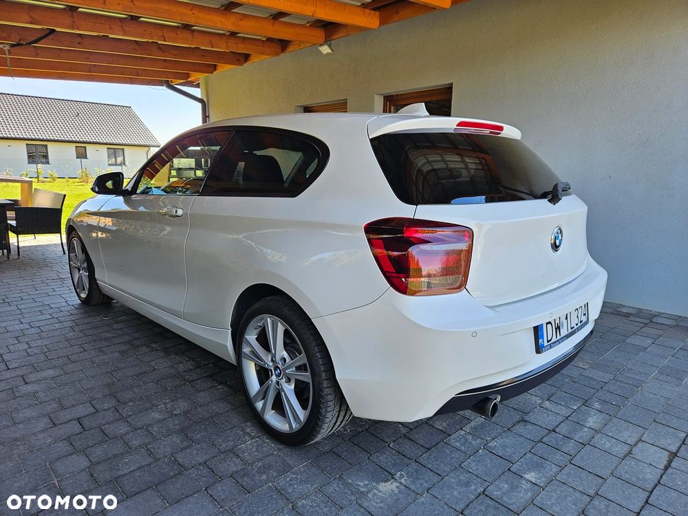 BMW Seria 1 118i Sport Line - 16