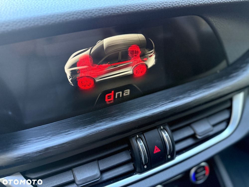 Alfa Romeo Stelvio 2.0 Turbo Sprint Q4 - 23