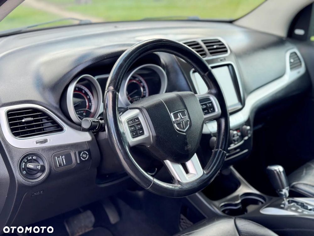 Dodge Journey 2.7 V6 R/T - 23