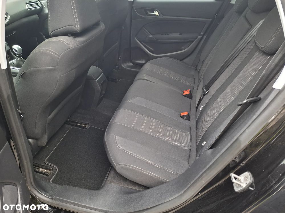 Peugeot 308 1.6 BlueHDi Business Line S&S - 13