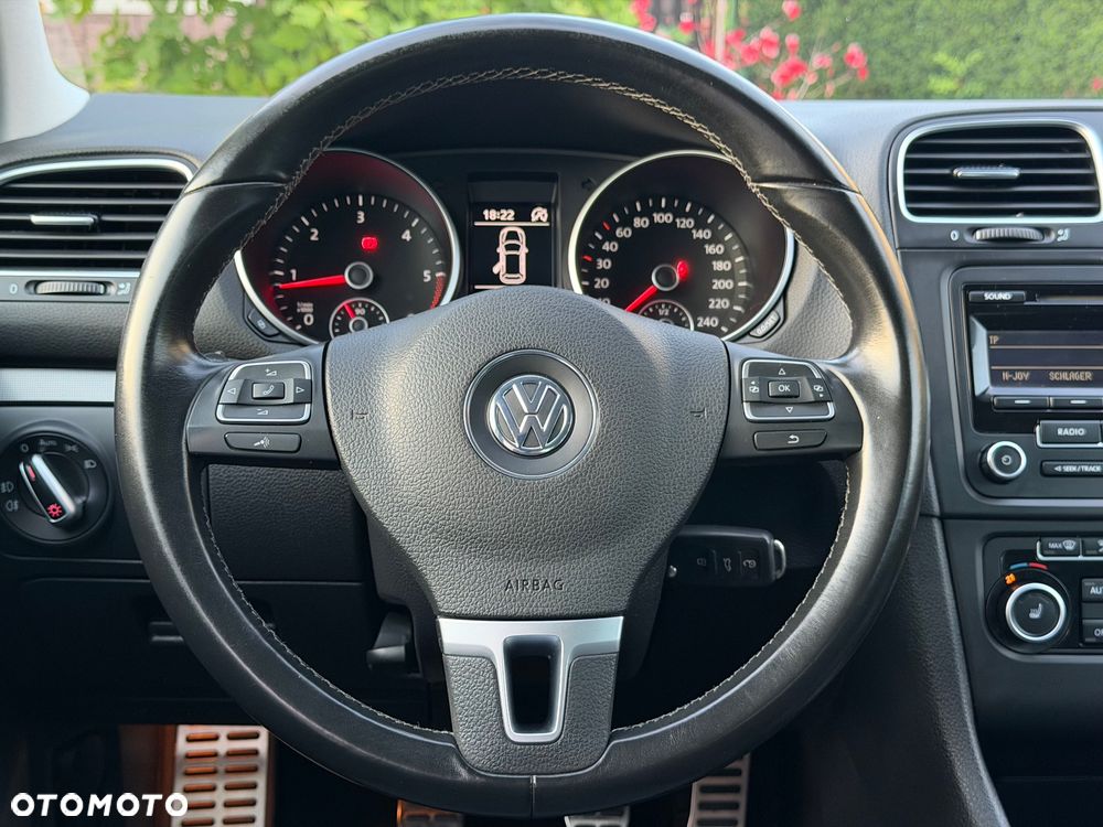Volkswagen Golf 2.0 TDI DPF Team - 19