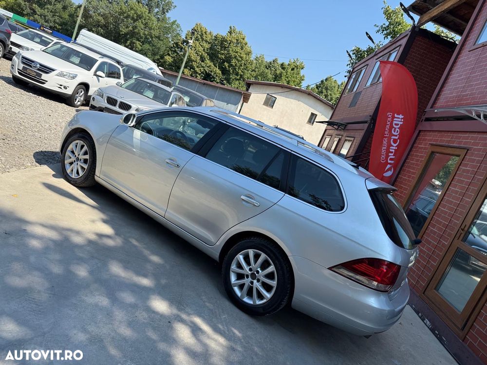 Volkswagen Golf - 2